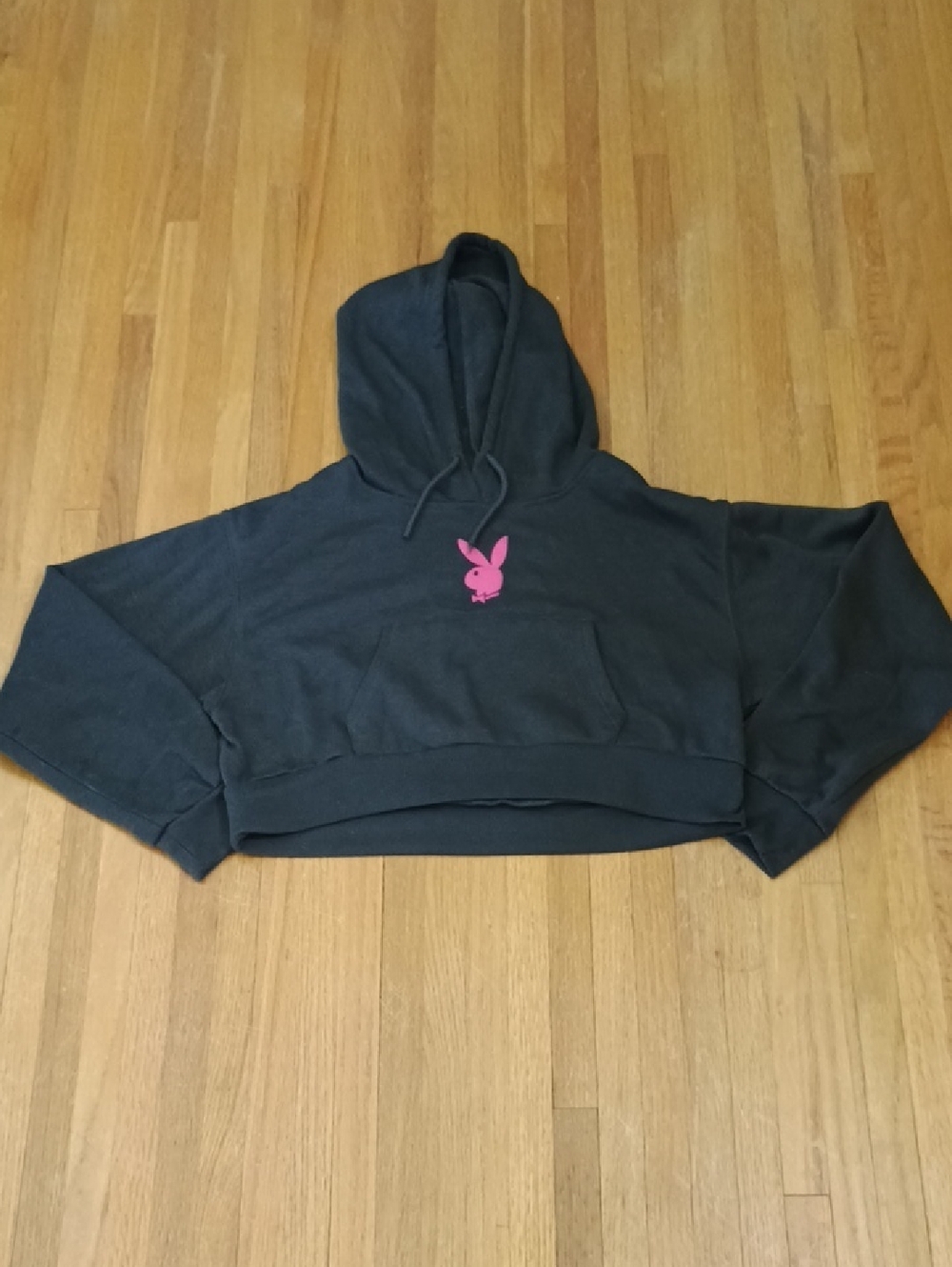 PLAYBOY Black Cropped Hoodie with Hot Pink Bunny